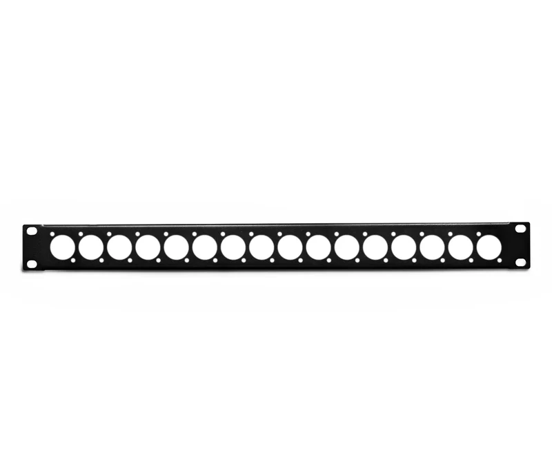 Perfex 19" med 16 D-slot punchout, 1U