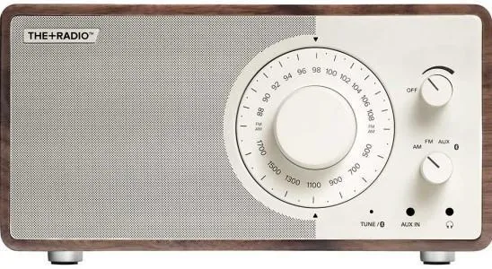 PlusAudio The +Radio Walnut/Beige