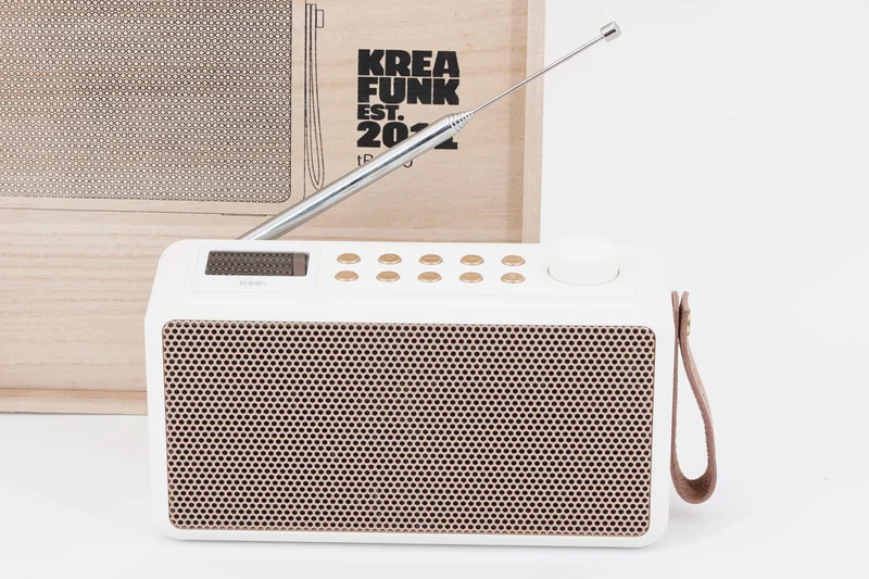 tRADIO DUB + BLUETOOTH WHITE - Kreafunk